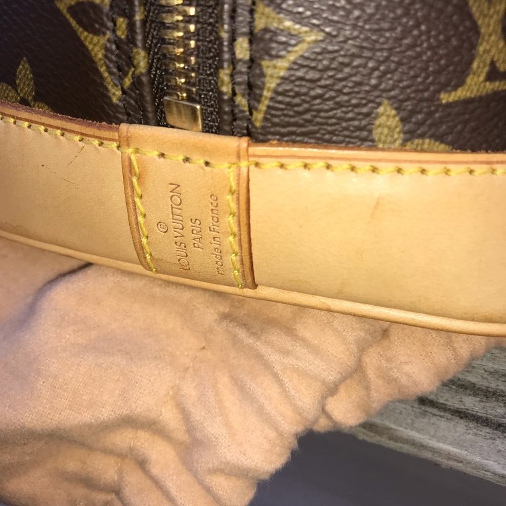 Louis Vuitton Alma Monogram PM size SOLD - Picture 7 of 14